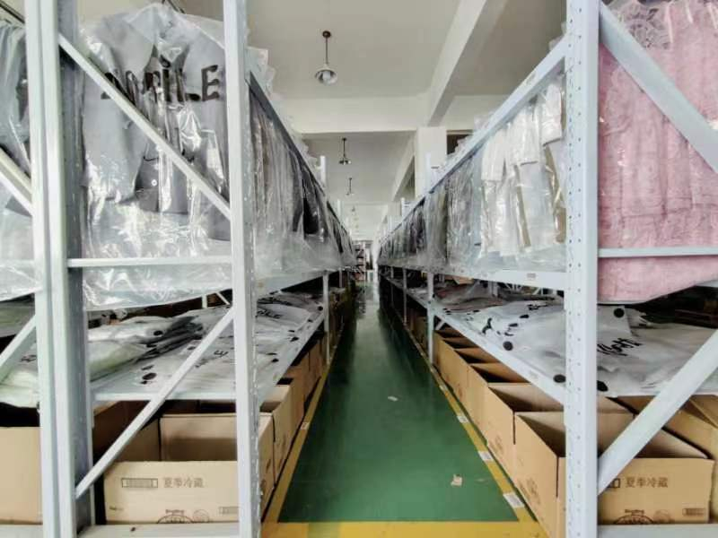 上海电商如何选择靠谱的小仓库出租与外包服务？