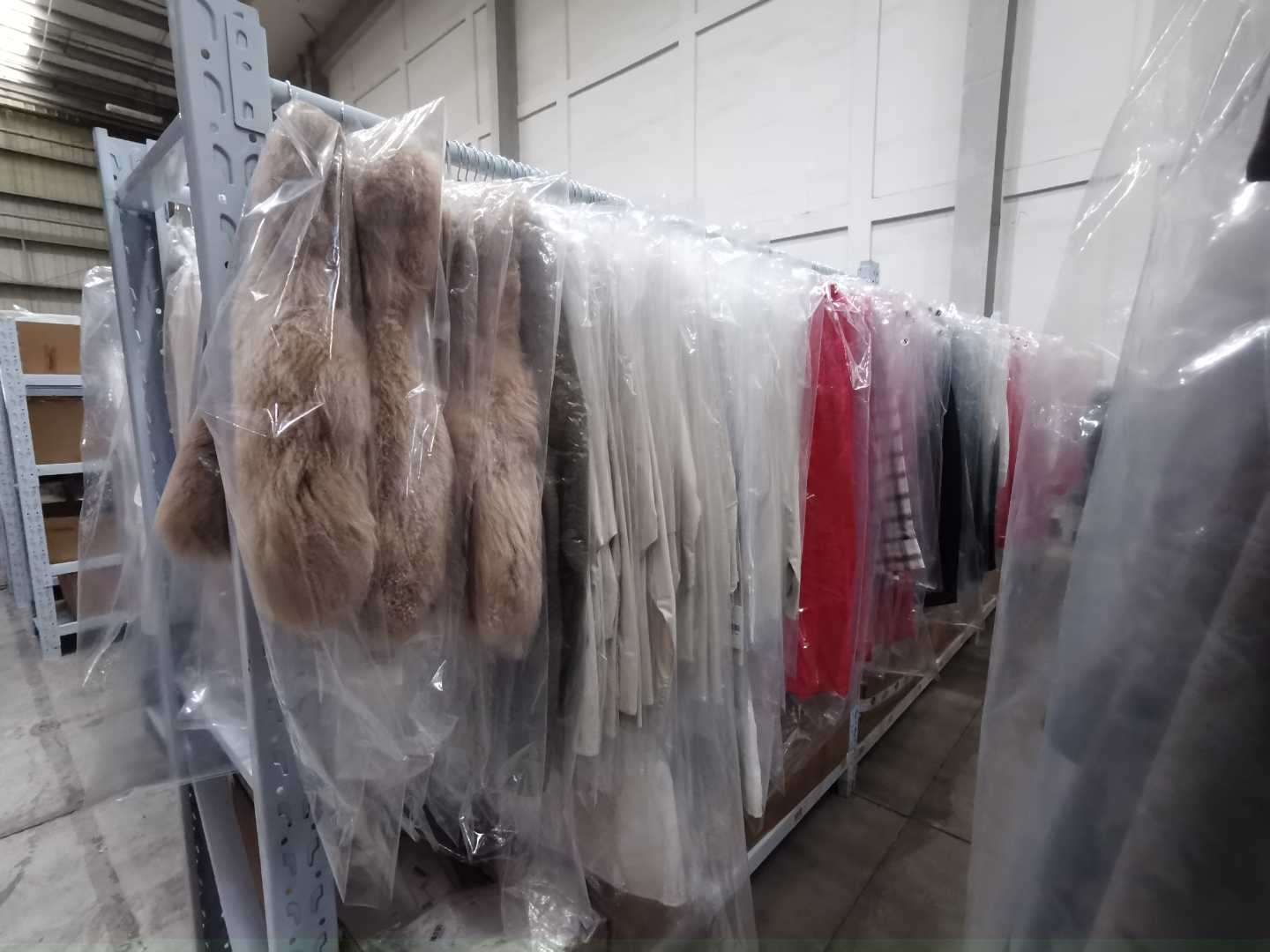 羊绒、真丝等高档面料服装入仓，上海星力云仓在防虫蛀、防霉变方面有哪些措施？