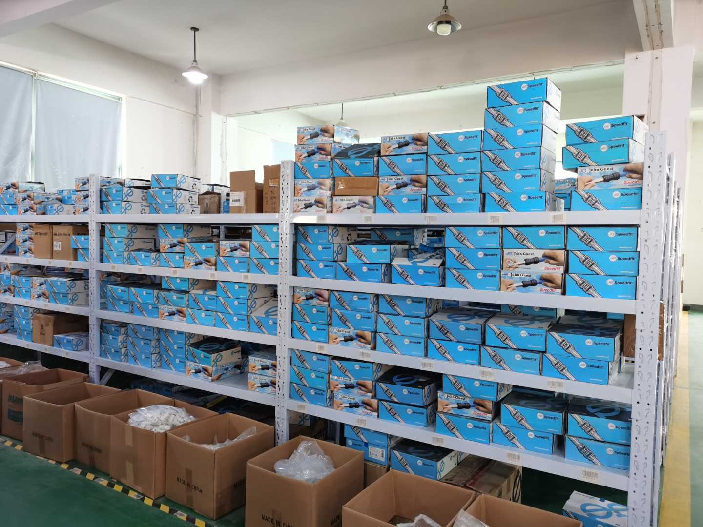商家自建仓遇到瓶颈，转型电商仓储外包要做好哪些准备工作